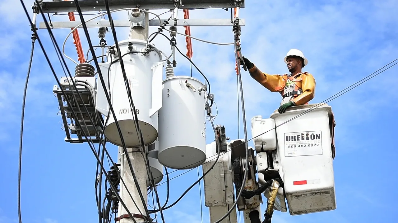 electrician, electricity, job, repair, tools, helmet, men, builder, installation, handbook, electric, professional, tool, employee, labor, electrician, electrician, electrician, electrician, electrician. A checklist for ranking electrification projects by urgency and payback