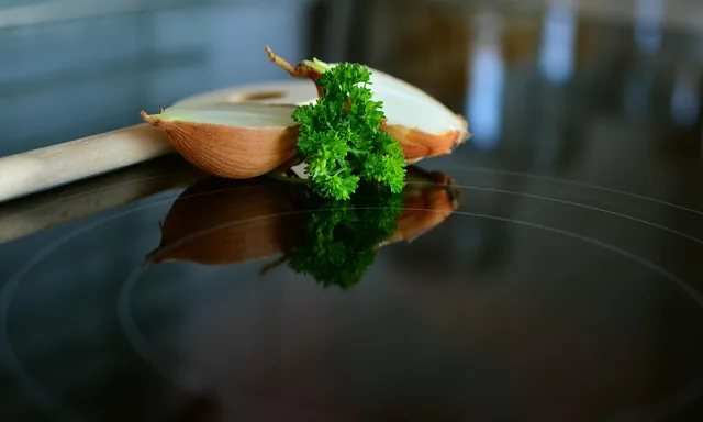 ceramic hob, cook, kitchen, stove, stovetop, hot, hob, preparation, heat, kitchen stove, electric cooker, onion, parsely, kitchen, stove, stove, stove, stovetop, stovetop, stovetop, stovetop, stovetop, hob, kitchen stove, kitchen stove, kitchen stove, kitchen stove, kitchen stove, electric cooker, parsely. How to read an all-electric home case study properly