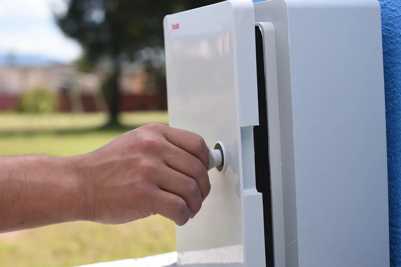 electrical box, cabinet electrical box, protection, electrical box, electrical box, electrical box, electrical box, electrical box. Home electrification: panels, permits and upgrades