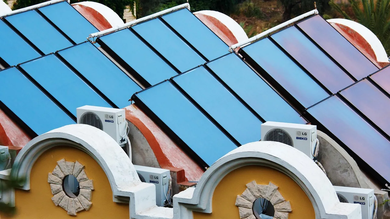 alternative, blue, collector, energy, heating, house, panel, power, roof, solar, nature, sun, technology, water, thermal, collectors, blue energy, blue power. Electrification budget: the seven lines and which ones vary